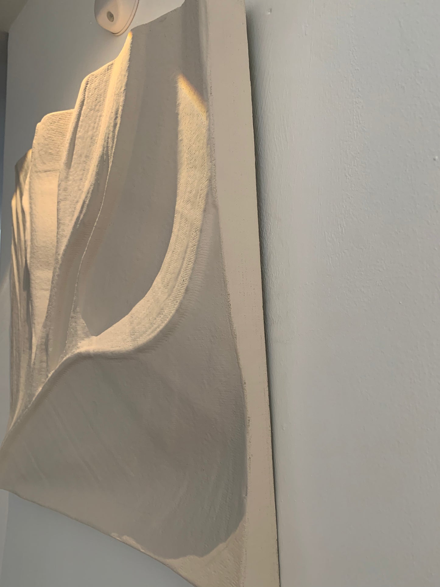 Minimalist Wood Carving – Handcrafted Wall Art