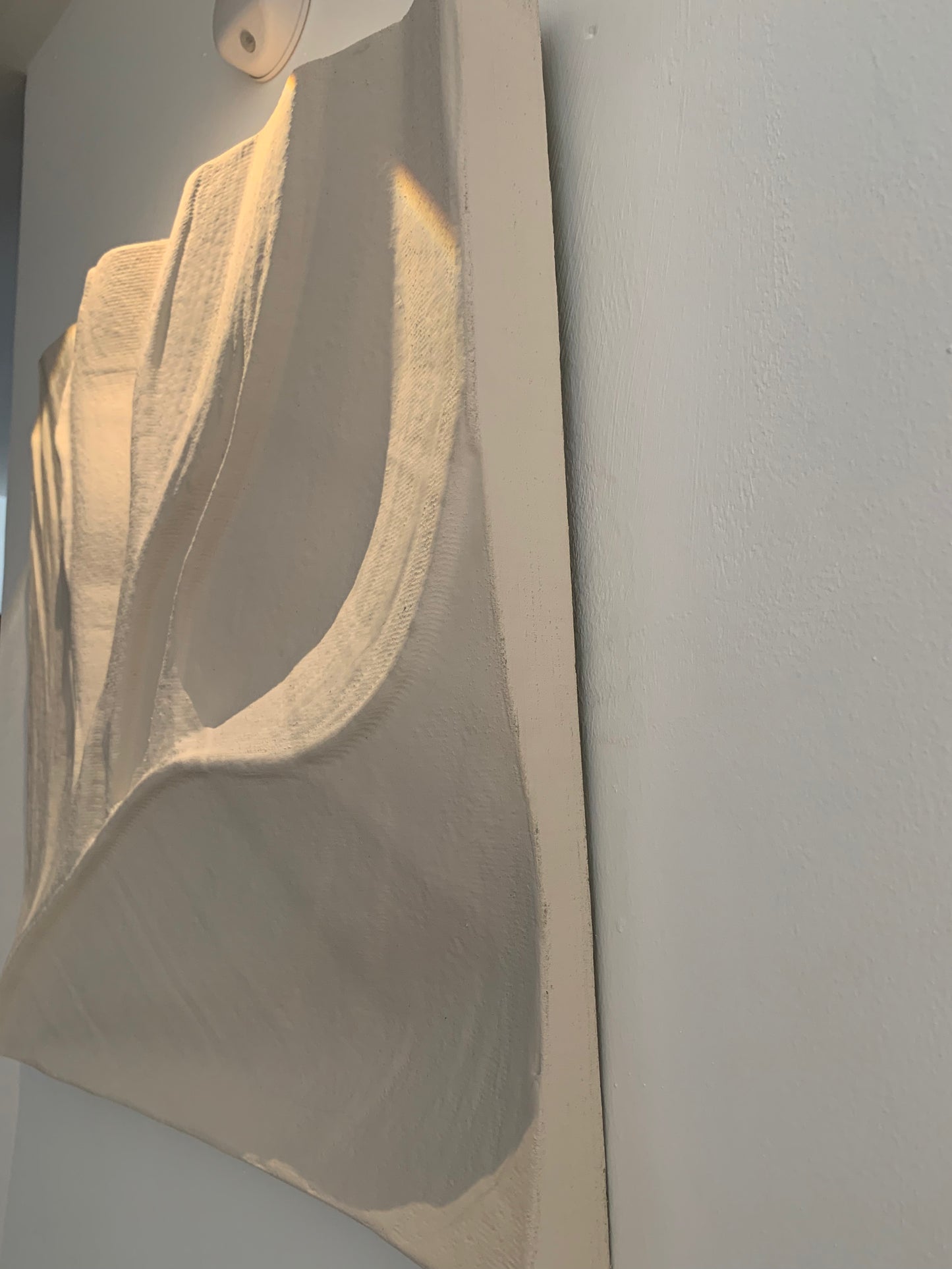 Minimalist Wood Carving – Handcrafted Wall Art